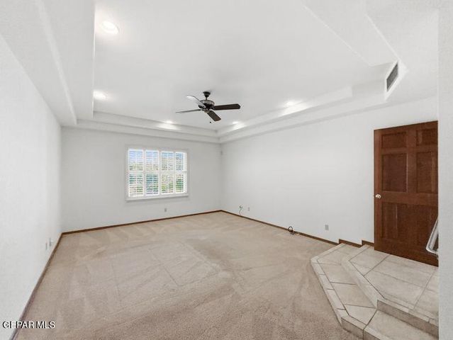 1092 THUNDERBIRD Drive, El Paso, TX 79912