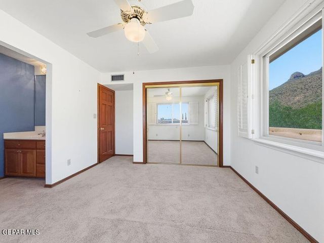 1092 THUNDERBIRD Drive, El Paso, TX 79912