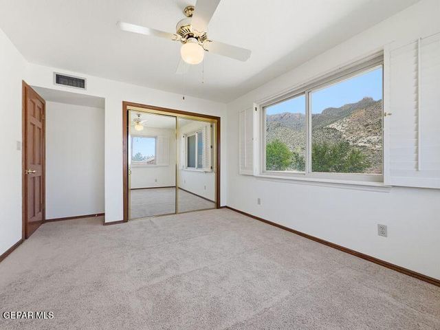 1092 THUNDERBIRD Drive, El Paso, TX 79912