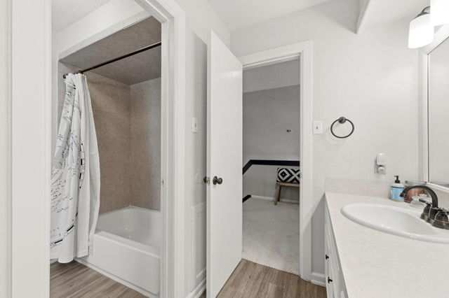 8907 Wilson Reid Drive, Houston, TX 77040