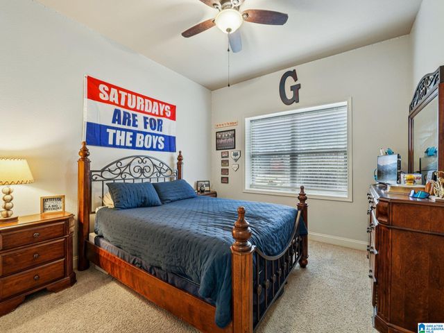 120 FLAGSTONE DRIVE, Chelsea, AL 35043