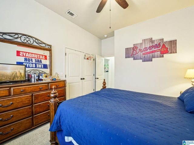 120 FLAGSTONE DRIVE, Chelsea, AL 35043