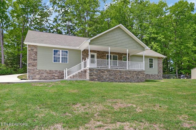 310 Summerwind Drive, Crossville, TN 38571