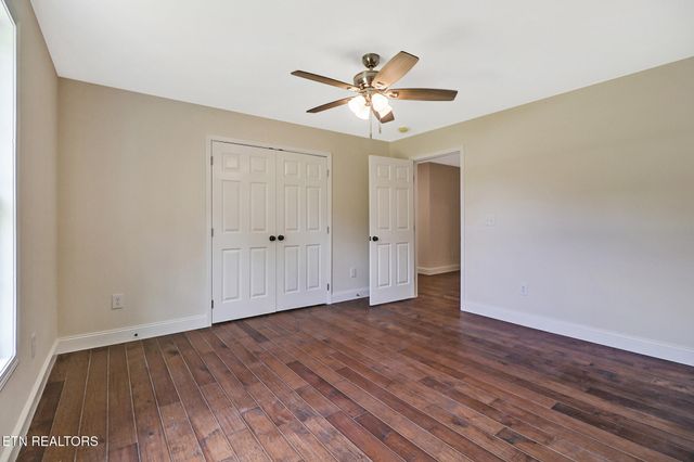 310 Summerwind Drive, Crossville, TN 38571