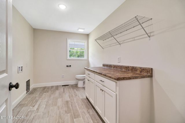 310 Summerwind Drive, Crossville, TN 38571