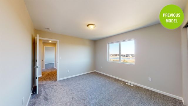 2216 23rd Ave Eisenhower, Minot, ND 58703