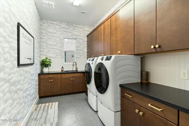 9539 S 13TH Way, Phoenix, AZ 85042