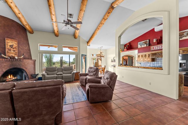 56624 N 337TH Avenue N, Wickenburg, AZ 85390