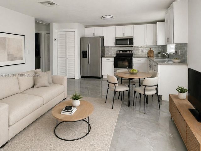 4281 Riverside Dr 3, Coral Springs, FL 33065