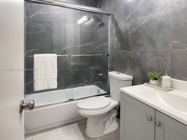 4281 Riverside Dr 3, Coral Springs, FL 33065