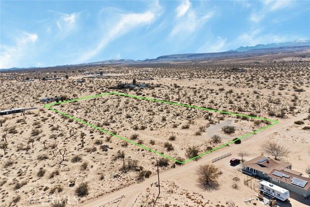 1225 Georges Lane, Landers, CA 92285