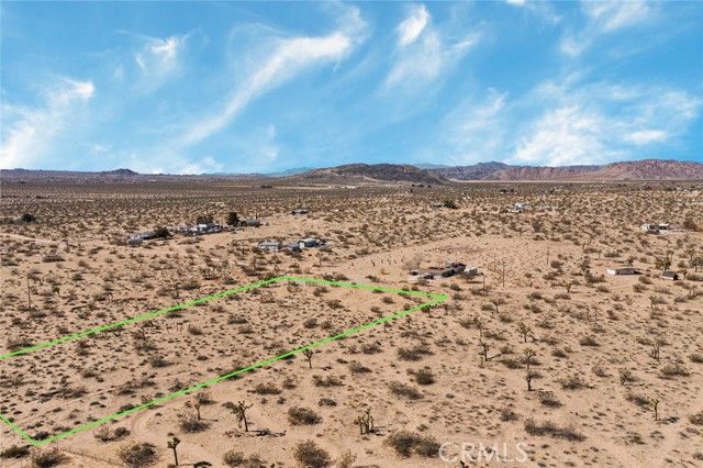 1225 Georges Lane, Landers, CA 92285