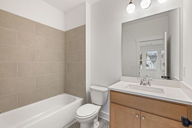 9150 Greenway Court, Gainesville, GA 30506