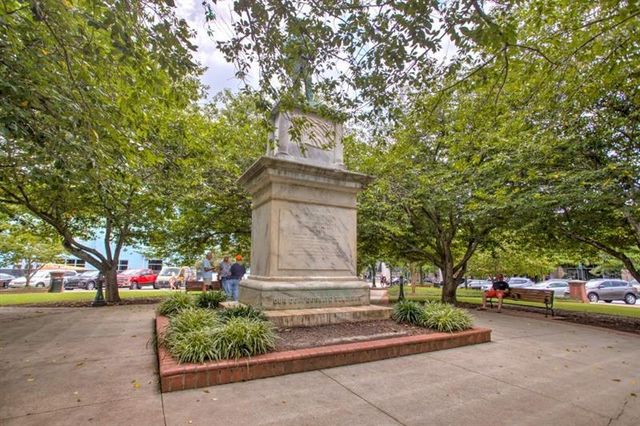 9150 Greenway Court, Gainesville, GA 30506