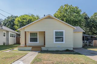2820 Forest Avenue, Fort Worth, TX 76112