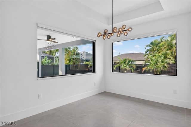 1821 SW 25th TER, Cape Coral, FL 33914