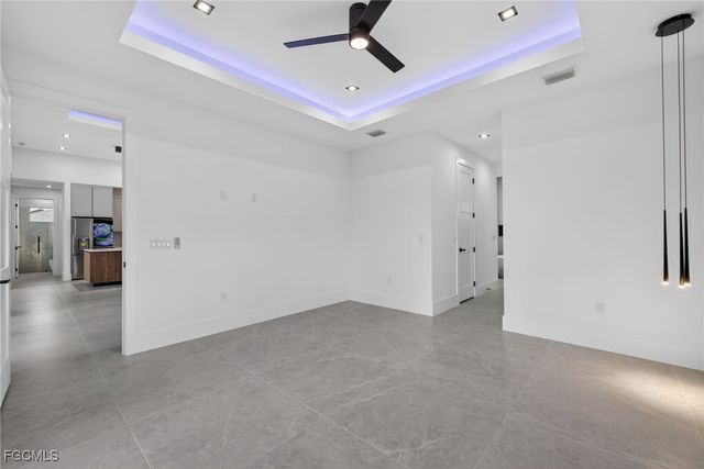 1821 SW 25th TER, Cape Coral, FL 33914