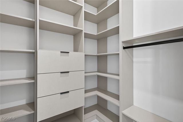 1821 SW 25th TER, Cape Coral, FL 33914