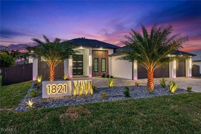 1821 SW 25th TER, Cape Coral, FL 33914