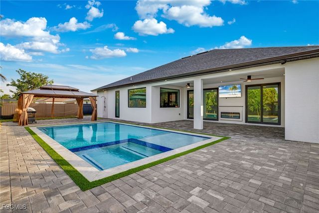 1821 SW 25th TER, Cape Coral, FL 33914