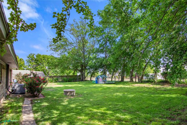 1008 Skyview Drive, Wylie, TX 75098