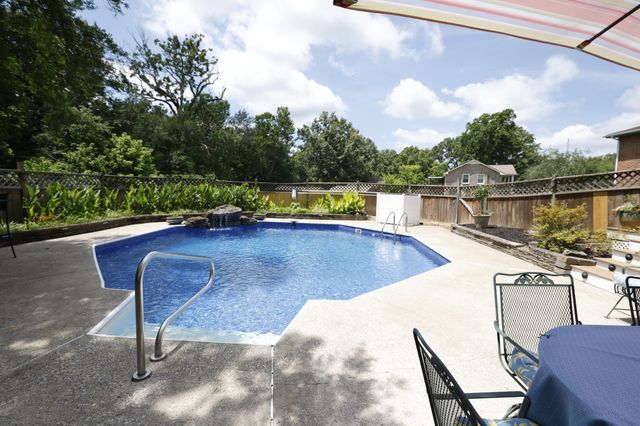 310 Harpeth View Trl, Kingston Springs, TN 37082