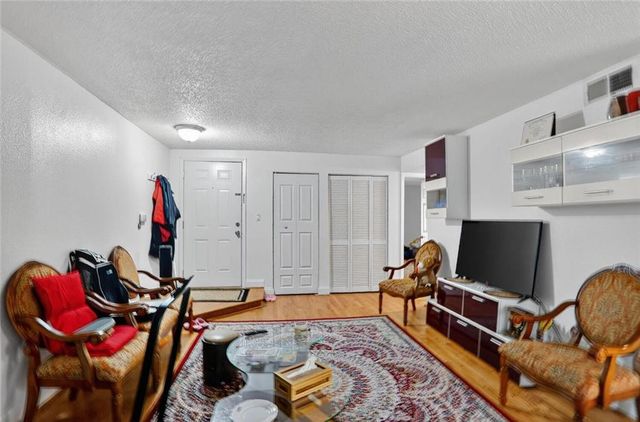 814 Seasons Parkway, Norcross, GA 30093