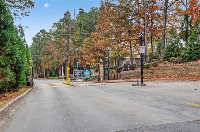 814 Seasons Parkway, Norcross, GA 30093