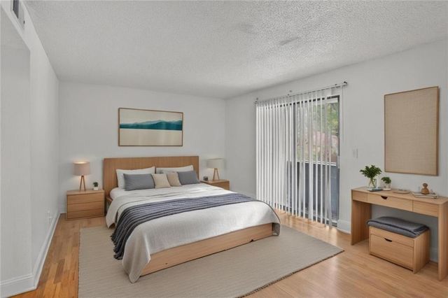 814 Seasons Parkway, Norcross, GA 30093