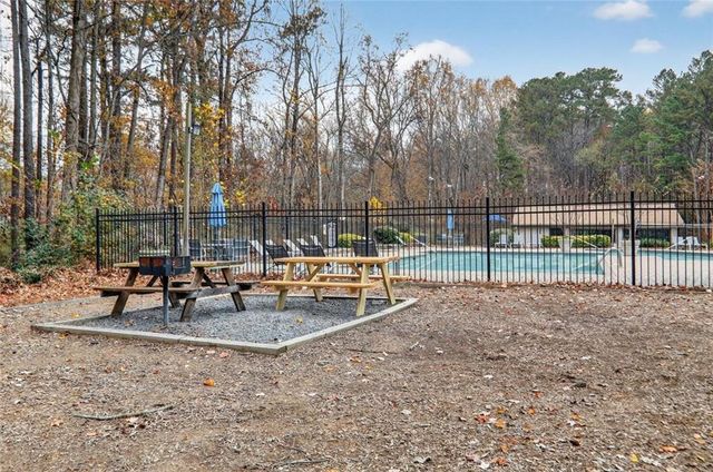 814 Seasons Parkway, Norcross, GA 30093