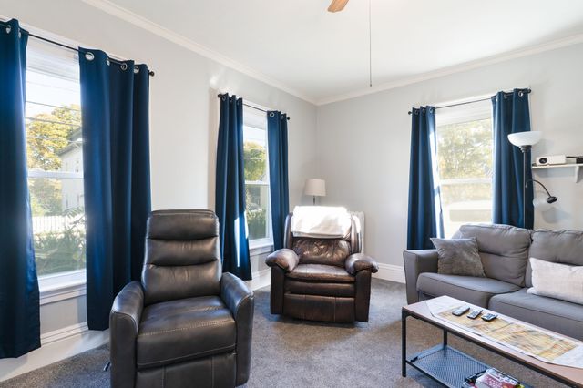 23 Central Street, West Brookfield, MA 01585