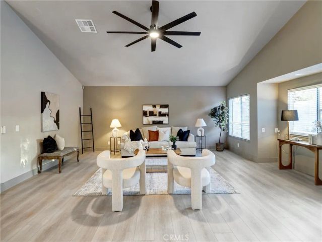 39685 Saint Michael, Palm Desert, CA 92211