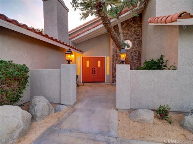39685 Saint Michael, Palm Desert, CA 92211