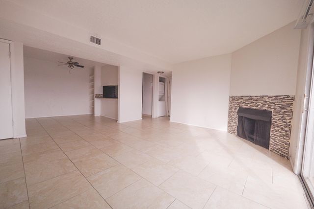 3825 Montgomery Boulevard NE APT 135, Albuquerque, NM 87109