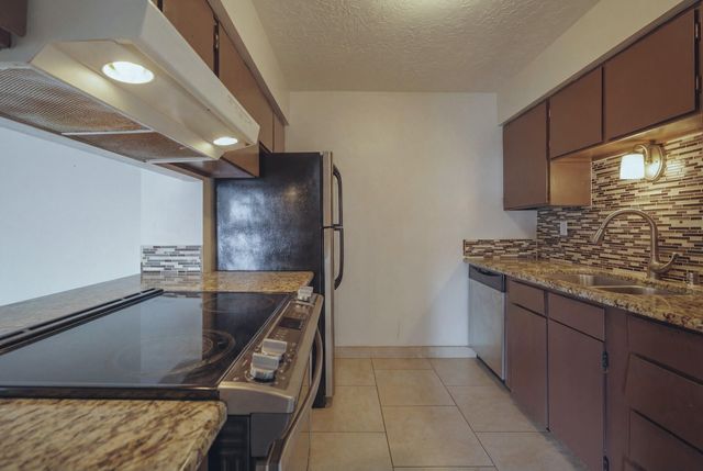 3825 Montgomery Boulevard NE APT 135, Albuquerque, NM 87109