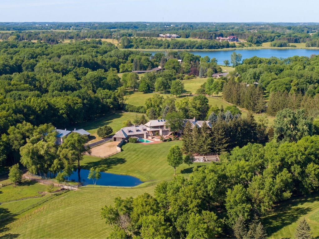 2495 Willow Drive, Medina, MN 55340 — photo 2