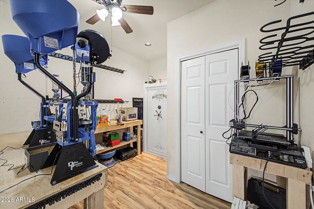 7588 W KERRY Lane, Glendale, AZ 85308
