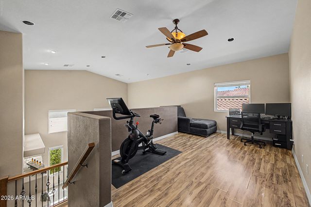 7588 W KERRY Lane, Glendale, AZ 85308
