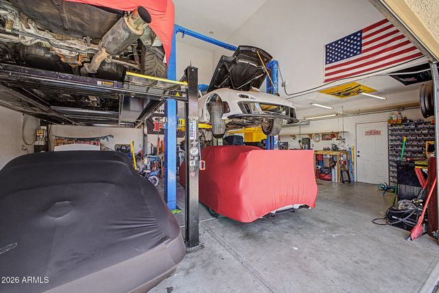 7588 W KERRY Lane, Glendale, AZ 85308