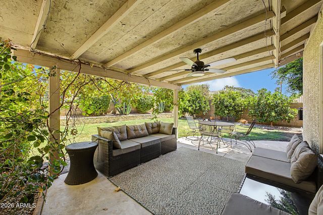 7588 W KERRY Lane, Glendale, AZ 85308