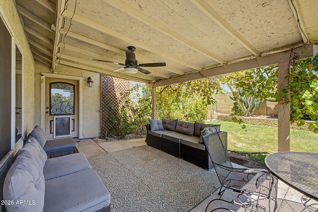 7588 W KERRY Lane, Glendale, AZ 85308