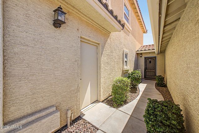 7588 W KERRY Lane, Glendale, AZ 85308