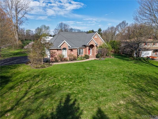 111 Dellwood Drive, Elma, NY 14059