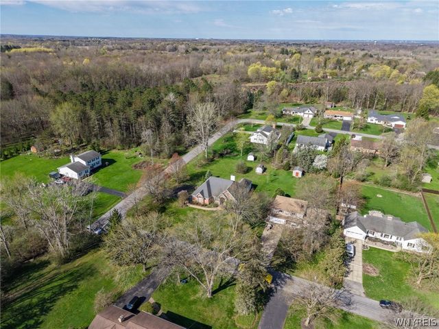 111 Dellwood Drive, Elma, NY 14059
