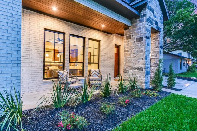 8512 Rockwood LN, Austin, TX 78757