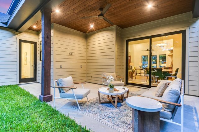 8512 Rockwood LN, Austin, TX 78757