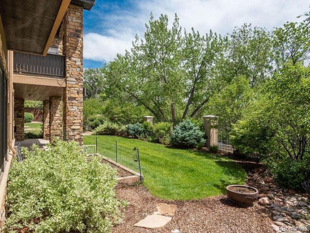 6020 S Race Court, Centennial, CO 80121