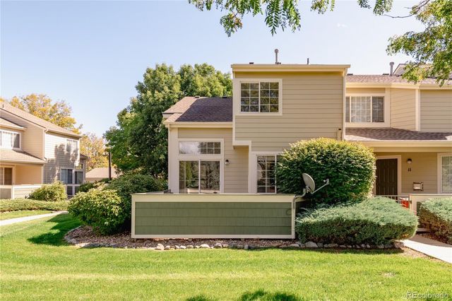 930 Button Rock Drive B12, Longmont, CO 80504