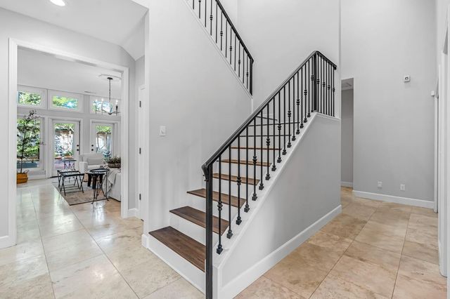 294 W Canadian Avenue, Fresno, CA 93711