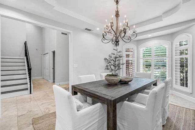 294 W Canadian Avenue, Fresno, CA 93711